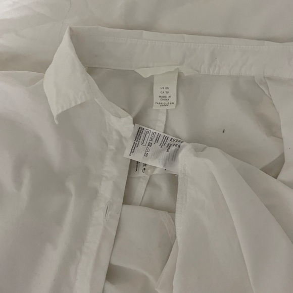 Drop Puff Shoulder Blouse - Picture 7 of 7